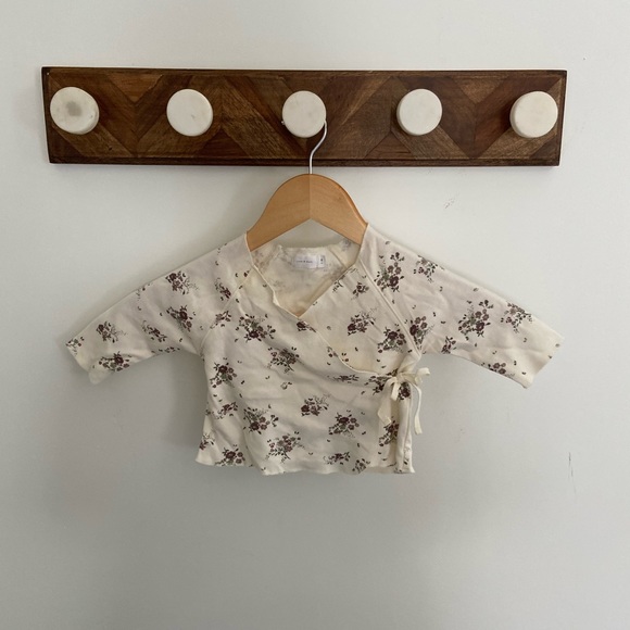 Jamie Kay Floral Kimono Top - Picture 1 of 1